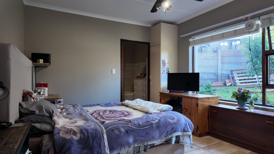 3 Bedroom Property for Sale in Stilbaai Wes Western Cape